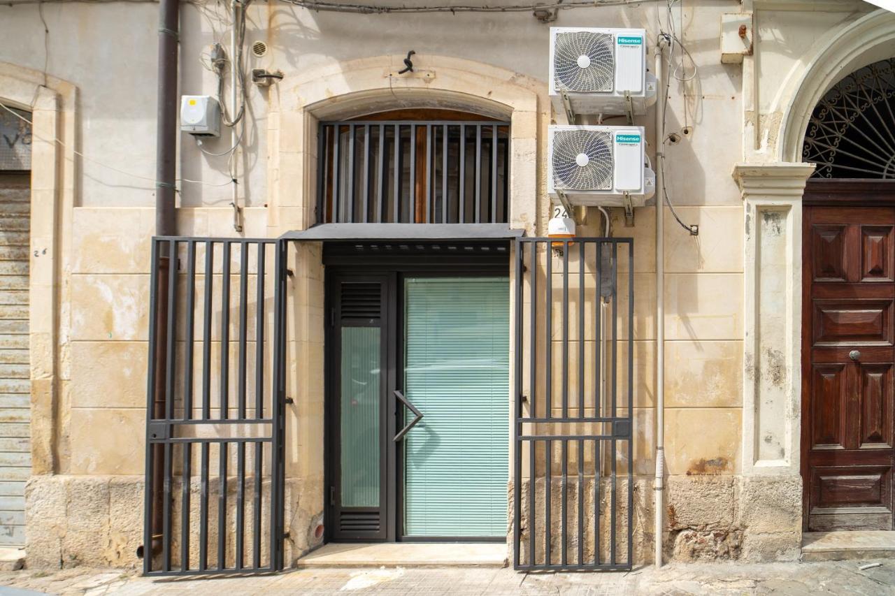 Antico Mercato Di Ortigia Lovely Apartment Szirakúza Kültér fotó